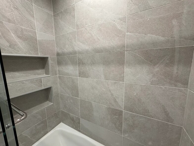 Building Photo - 86 Orchard St