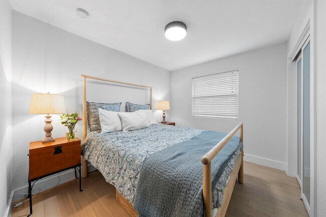 Building Photo - 7901 Seminary Ridge Dr