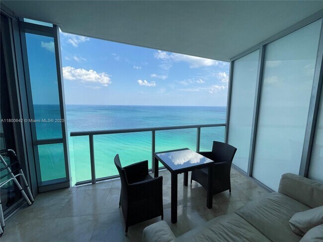 Building Photo - 17121 Collins Ave