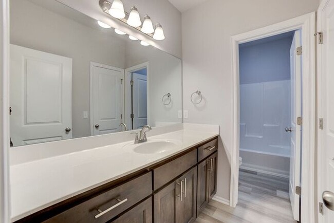 Building Photo - Need More Space? This 4/2.5/2 Has It!