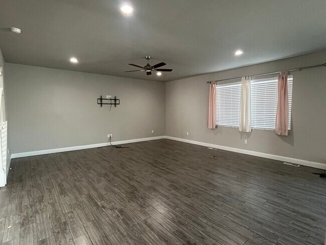 Building Photo - 11246 Del Andrae Ln