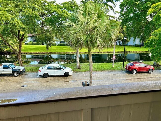 Building Photo - 875 NW 80th Terrace