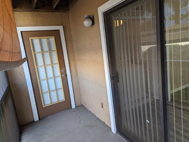 Building Photo - Charming 1-Bedroom Condo Retreat in Melbou...
