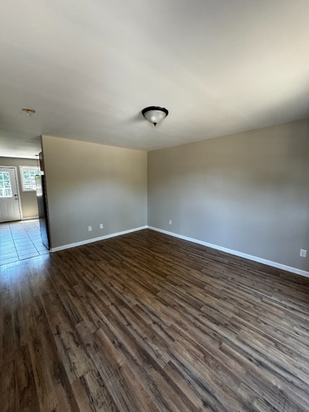 Building Photo - 4111 Church St