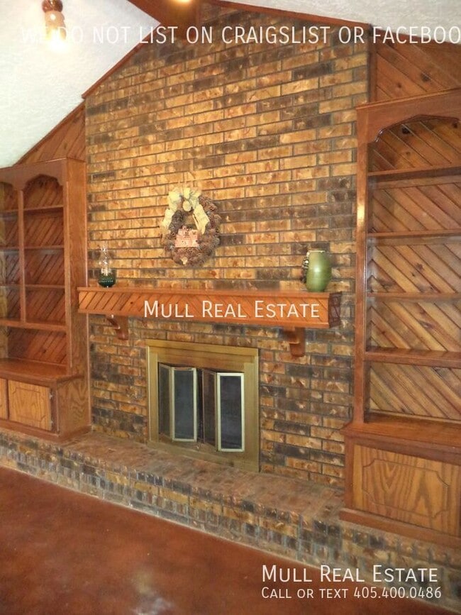 Building Photo - Furnished Single Family Home