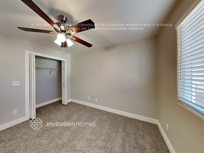 Building Photo - 1375 Legend Oak Dr