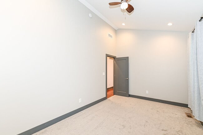 Building Photo - 1515 Olive St