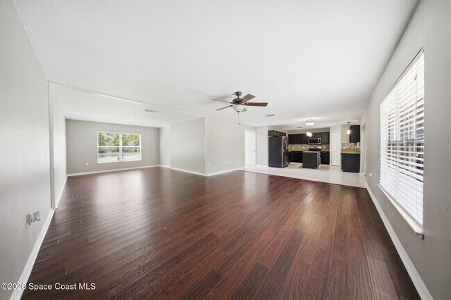 Building Photo - 1116 Myrtle Lake View Dr