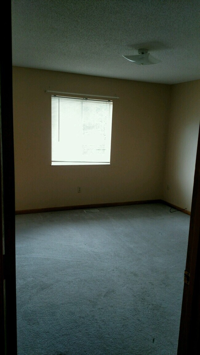 Building Photo - 5309 Starling Dr