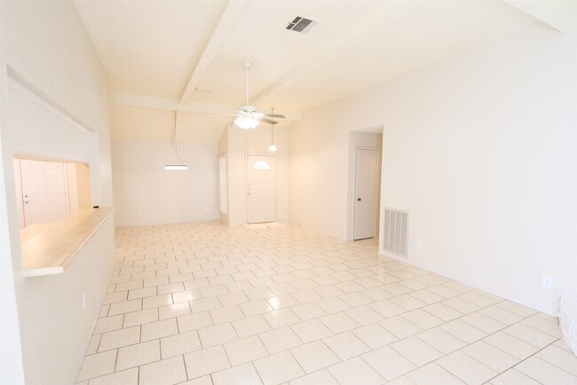 Building Photo - 22311 Fincastle Dr