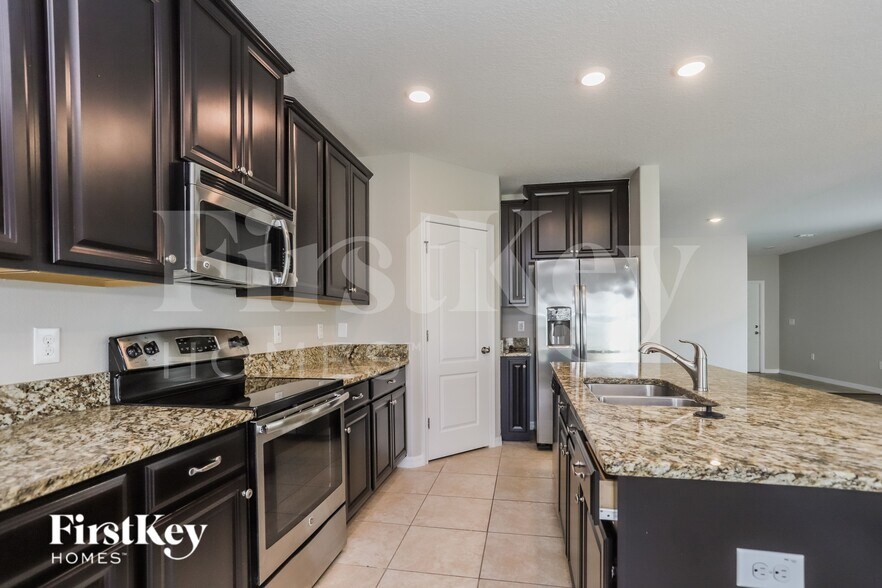 Building Photo - 15413 Auburn Woods Ln