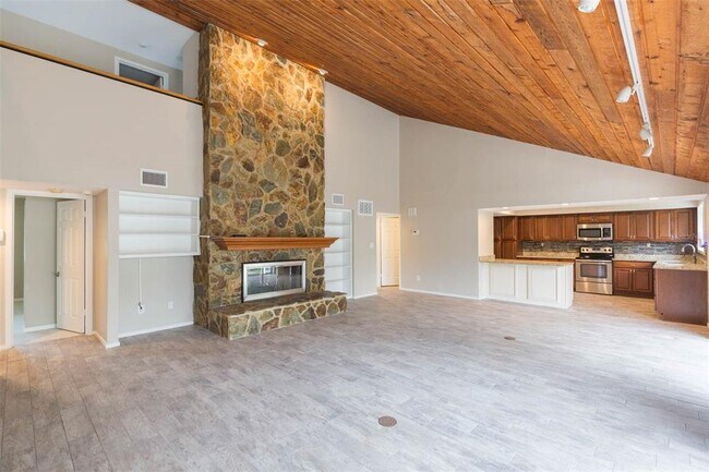 Building Photo - 4301 Saltwater Blvd