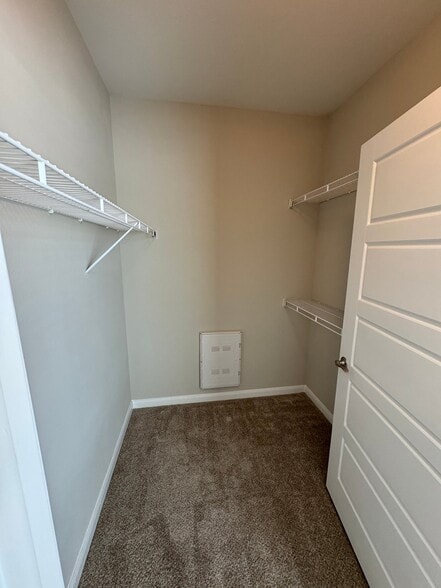 Building Photo - 450 Houston Ridge Dr