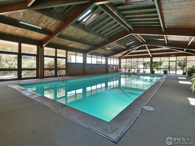 Building Photo - Charming 1 Bedroom with Patio and Reserved Parking in Gunbarrel