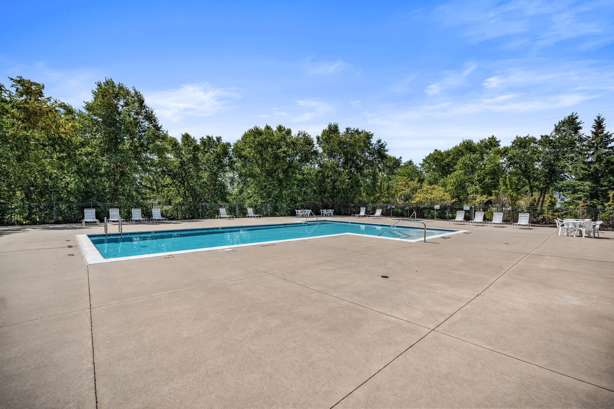 Building Photo - 17200 Addington Dr