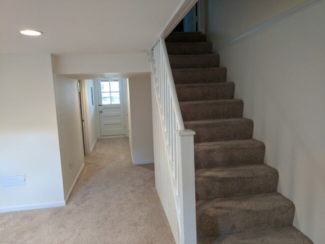 Building Photo - 1508 Langford Rd