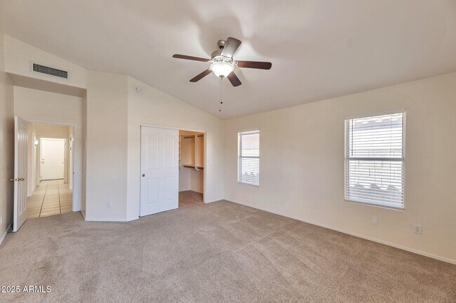 Building Photo - 2312 E Williams Dr