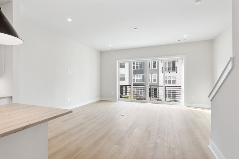 Building Photo - 714 41st Ave N