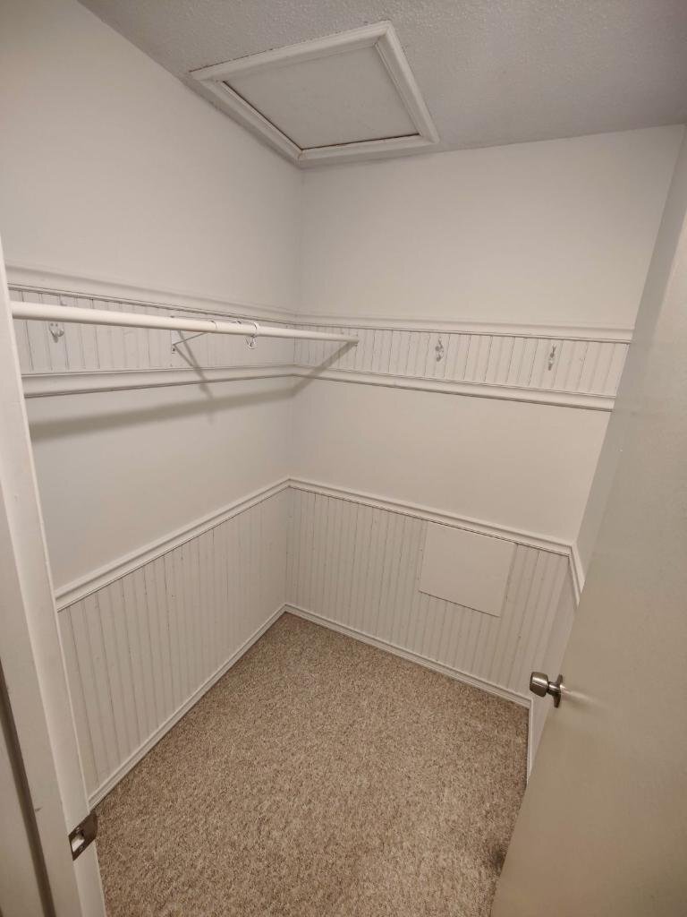 Building Photo - 804 Pine Forest Trail