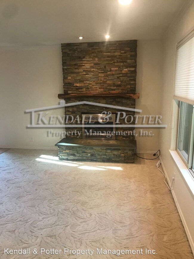 Building Photo - 2 br, 1 bath House - 1114 Sutherland #1