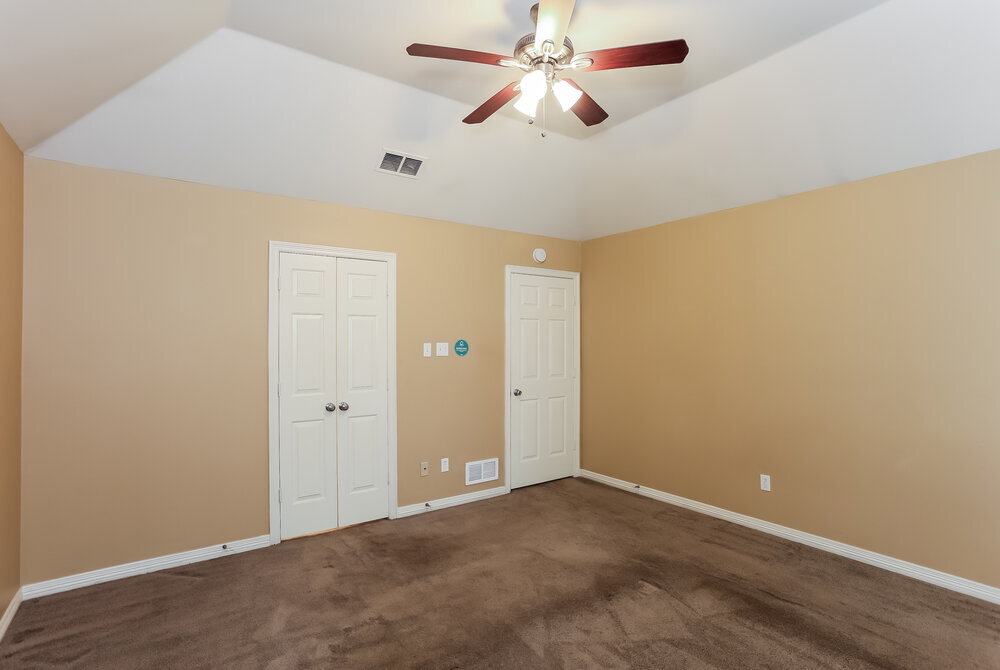 Building Photo - 700 Havencrest Dr