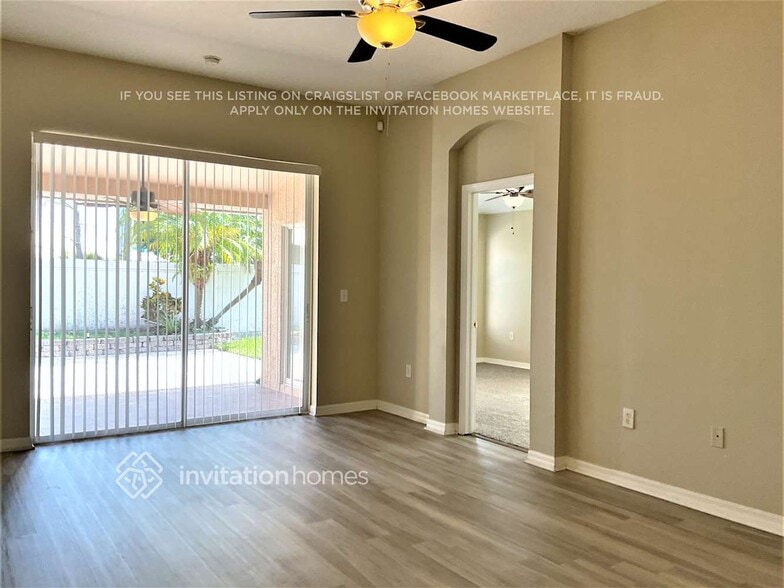 Building Photo - 15517 Lake Bella Vista Dr