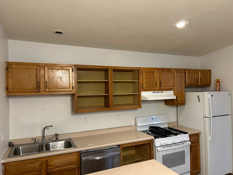 Building Photo - 3276 Main St