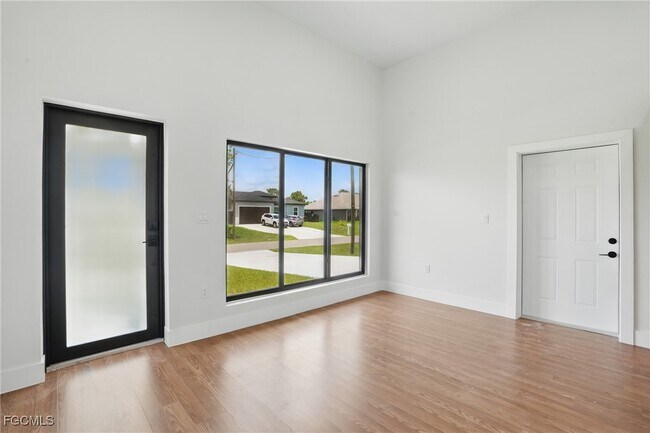 Building Photo - 2815 45th St W