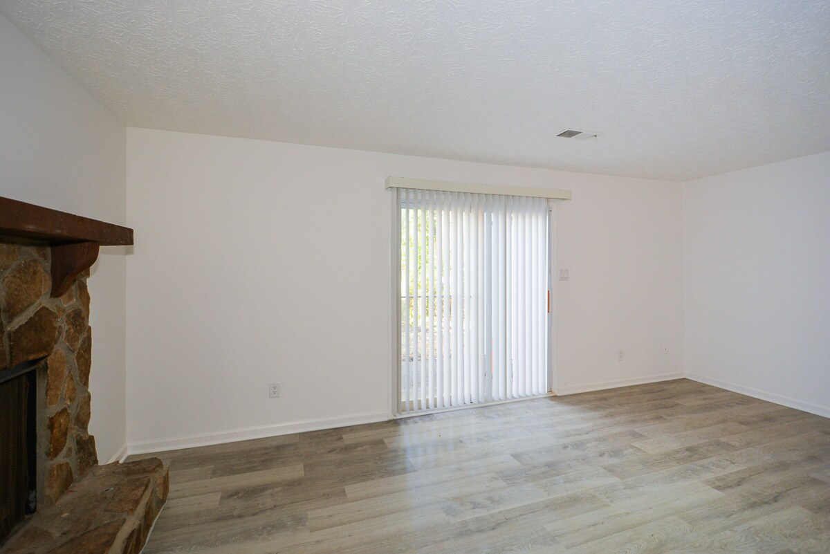 Building Photo - 1314 N Lea Ct SE