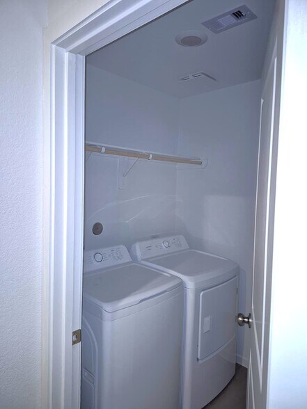 Building Photo - 20034 Palermo Shores Dr