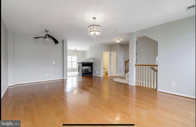 Building Photo - 5131 Anchorstone Dr