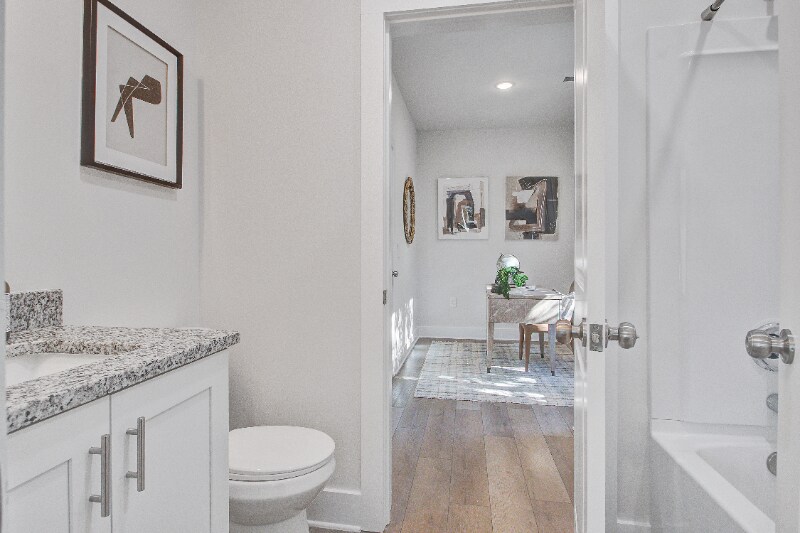 Building Photo - 5739 Murray Dr