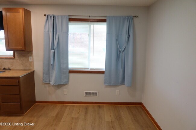 Building Photo - 4618 St Rita Dr