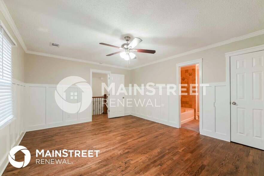 Building Photo - 2699 Douglas Ct