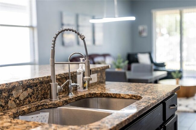 Building Photo - 5151 Ravena Ave E