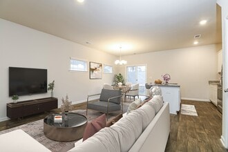 Building Photo - 306 High Grv Wy