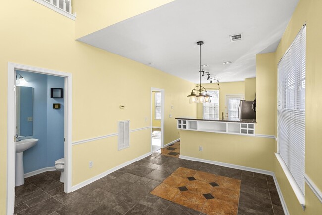 Building Photo - 27 Fawn Creek Pass