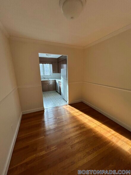 Building Photo - 7 Captain Parker Arms