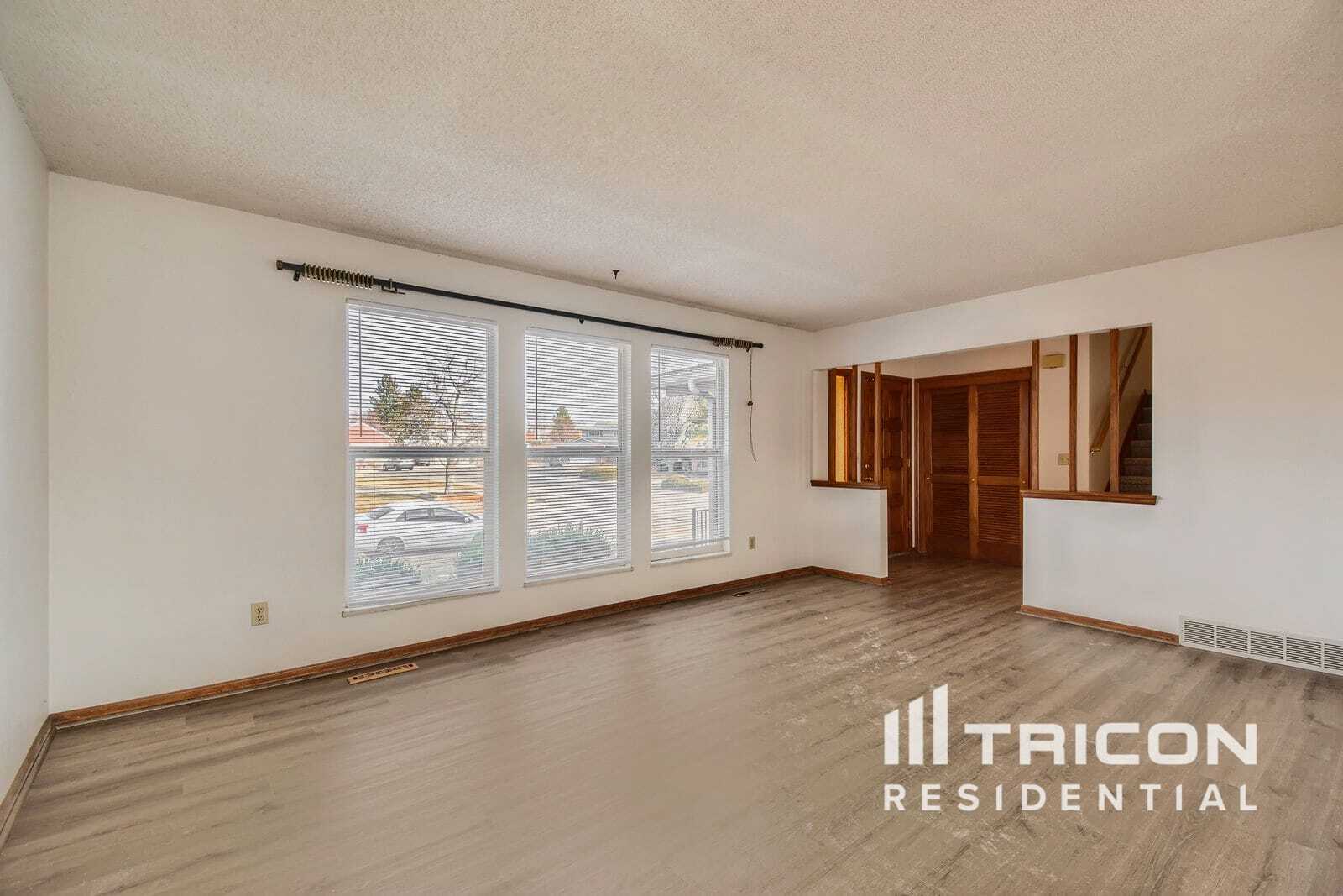 Building Photo - 6552 W Morraine Pl