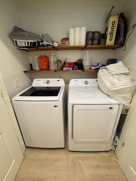 Building Photo - 4387 E Morrow Dr