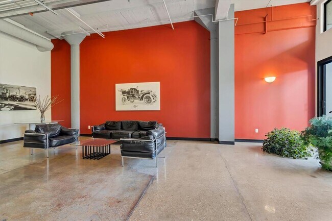 Building Photo - 4100 Laclede Ave