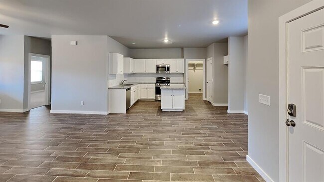 Building Photo - 12412 Bluford Ln