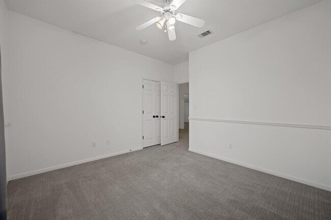 Building Photo - 1606 Buttercup Creek Blvd