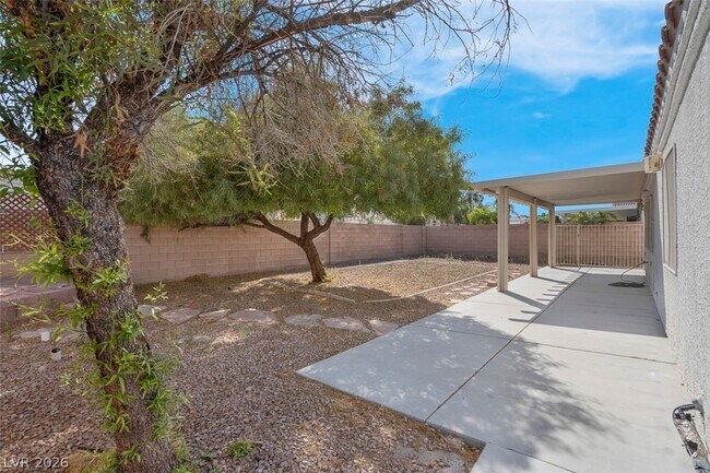 Building Photo - 2007 Mountain Sunset Ave