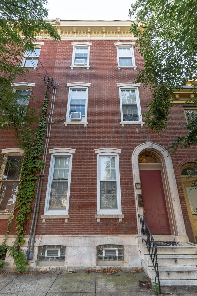 Primary Photo - 849 N 5th St