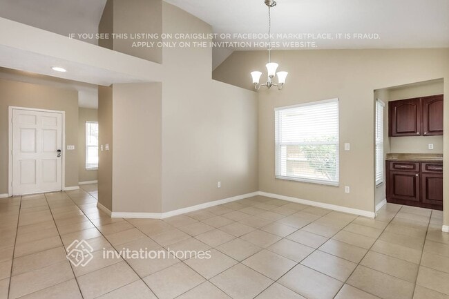Building Photo - 2013 Green Juniper Ln
