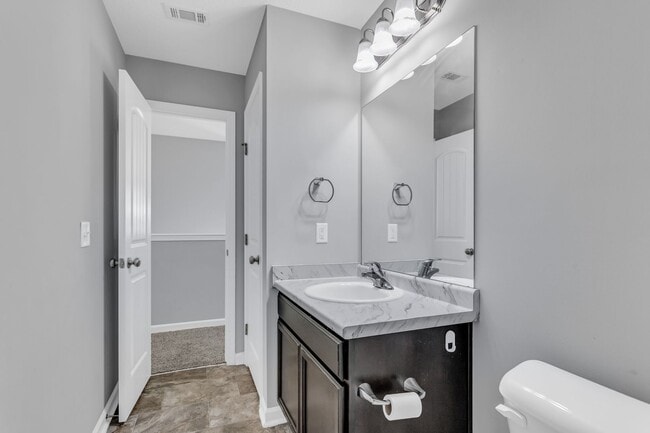 Building Photo - 50 Dove Run Dr