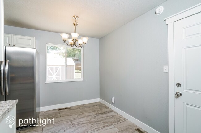 Building Photo - 718 N Kingsley Dr, Colorado Springs, CO, 8...