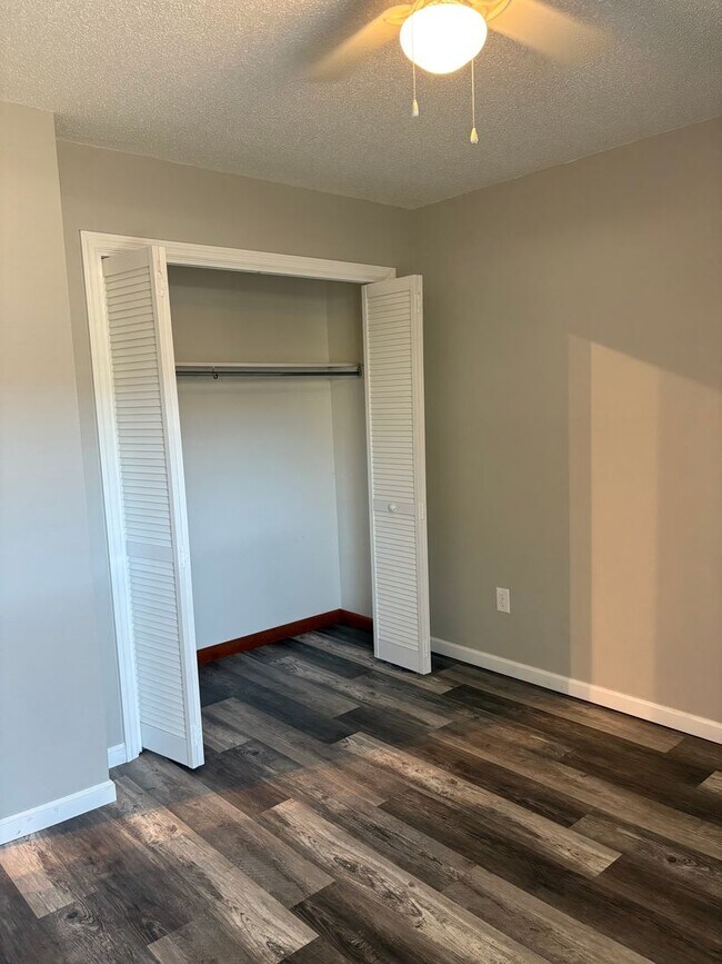 Building Photo - Charming 2-Bedroom, 2-Bath Home in the Hea...