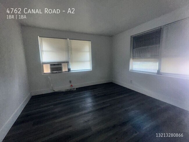 Building Photo - 4762 Canal Rd